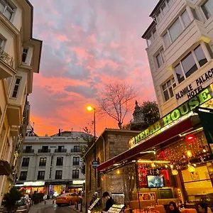 old-mile-suites.istanbul-turkeyhotels.com/